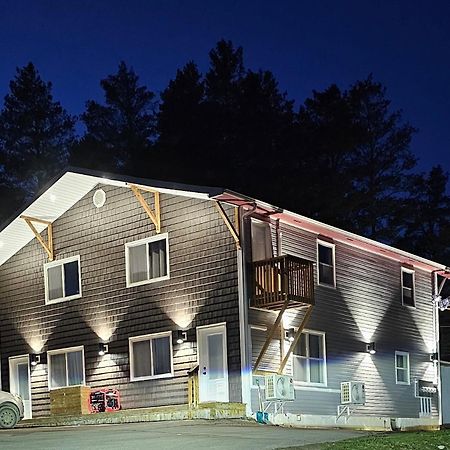 Fair Isle Motel & The Nest Whycocomagh Exterior photo